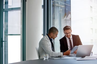 ALL_two_businessmen_meeting_rgb_150